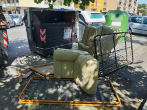 Rifiuti Roma, ponte del 2 giugno: i 'luridi' non sono andati in vacanza