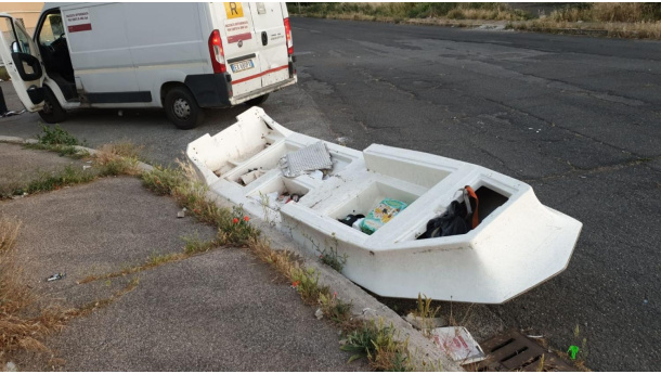 Immagine: Roma, in aumento l'abbandono di ingombranti per strada: a maggio raccolte 365 tonnellate
