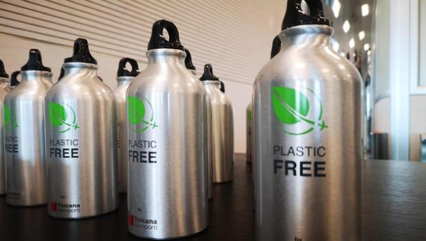 Immagine: Covid 19 e plastica monouso, Greenpeace: le alternative riutilizzabili sono sicure