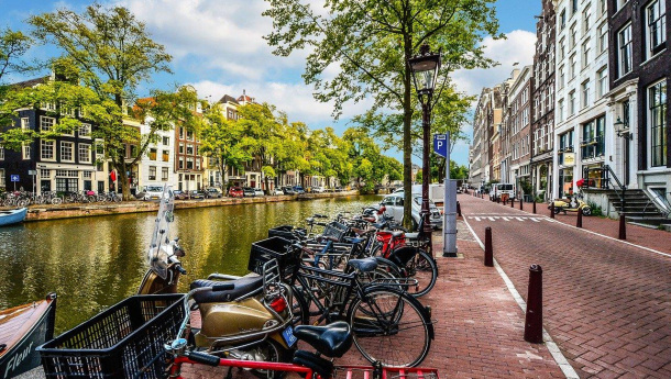 Immagine: Le nazioni del Benelux alla Commissione Ue: la bicicletta diventi la 'cura dei trasporti' nel post coronavirus