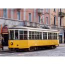 Immagine: Trasporto pubblico, DPCM: rimane obbligo di mascherina ma chi siede nello stesso senso può evitare distanza di un metro