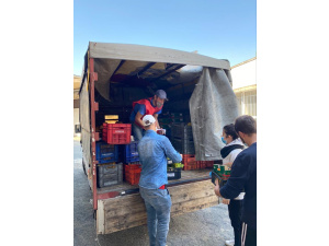 Recuperate e distribuite 110 tonnellate di cibo a Torino dalla Carovana Salvacibo. La lotta allo spreco di cibo alleata della solidarietà | VIDEO