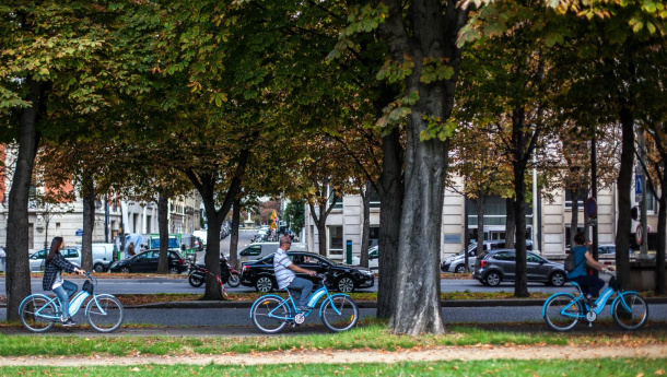 Immagine: Parigi, è boom di bici: dopo il lockdown raddoppiate le due ruote in città