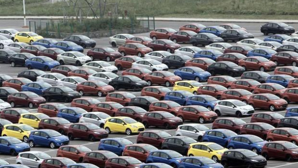 Immagine: Milano: pubblicato il bando rivolto a imprese, Terzo settore e partite Iva per acquistare veicoli a basso impatto ambientale