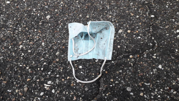 Immagine: Mascherine. Cavallo (ad ERICA): a scuola si possono usare quelle lavabili. Una proposta per il loro avvio a riciclo