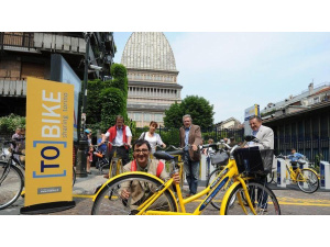 Vola il bike sharing nelle città italiane: bici più che triplicate dal 2015