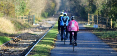 Ferrovie dismesse, una grande risorsa per la bici: oltre 1000 km trasformati in ciclovie