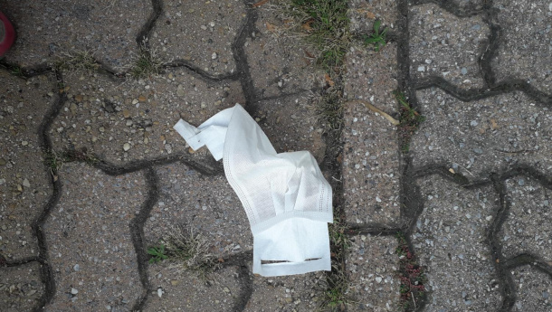 Immagine: Mascherine a scuola, Pediatri Acp: 'Le chirurgiche non siano obbligatorie'