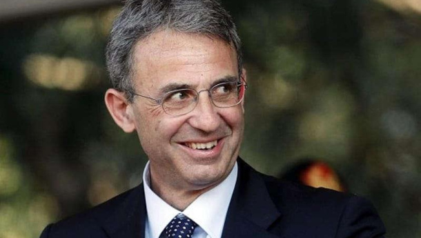 Immagine: Il Ministro Costa alla Camera: 'Approvare Terra Mia contro incendi di rifiuti negli impianti e criminalità'