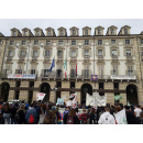 Immagine: Torino. Lo sciopero per il Clima del 9 ottobre: in piazza Castello anche le Sentinelle dei Rifiuti e gli Ecomori | Video