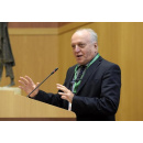 Immagine: 'L’economia del futuro deve essere decarbonizzata altrimenti non ha prospettive', intervista ad Edo Ronchi | 1° parte