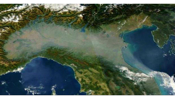 Immagine: Smog, città della Pianura Padana tra le prime in Europa per morti da inquinamento atmosferico