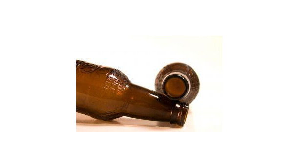 Immagine: Solo bottiglie e bicchieri di plastica nell'estate romana