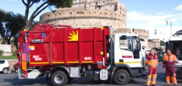 Ama, in tre giorni raccolte a Roma 11.400 tonnellate di rifiuti indifferenziati