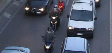 Roma: fermi fino alle 20,30 i veicoli più inquinanti