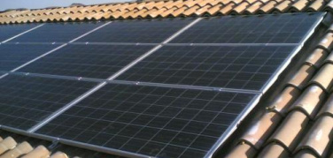 Puglia: la Giunta regionale promuove gli impianti fotovoltaici sugli edifici pubblici