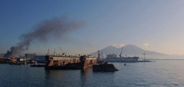 Smog a Napoli, il Porto ammette le proprie responsabilità e propone interventi ecosostenibili. Ma il boom di PM10 dal 2008 non è addebitare alle attività portuali