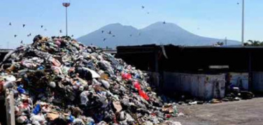 Emergenza rifiuti a Napoli: un'ipotesi sulla situazione dopo i trasferimenti