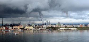 ILVA di Taranto, rilascio dell’AIA: Altamarea e Legambiente denunciano le mancate restrizioni sulle emissioni