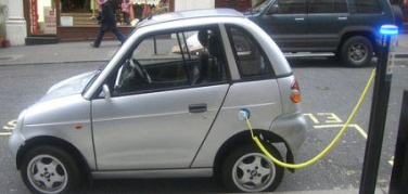 Roma ultima della classe in Europa per mobilità elettrica e riduzione Co2