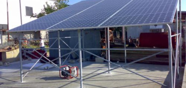A Frosinone si risparmia con i gazebi fotovoltaici