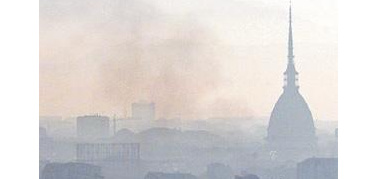 Dati smog OMS: Torino è terza città più inquinata d’Europa per il PM 2.5