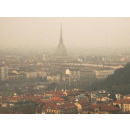 Immagine: Torino: Smog, 20 sforamenti consecutivi, e i provvedimenti non ci sono