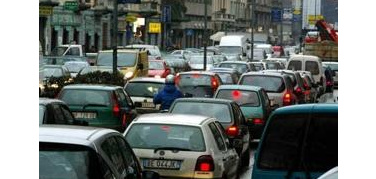 Smog e blocchi del traffico: la rassegna del 7 dicembre 2011