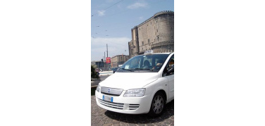 Taxi, il Comune di Napoli punta alle tariffe fisse all'interno della Ztl