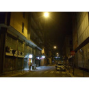 Immagine: Strade sovrailluminate: Bari, via Crisanzio di sera | Video