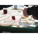 Immagine: Piatti e bicchieri nella plastica dal 1° maggio, le indicazioni di Anci, Corepla e Conai