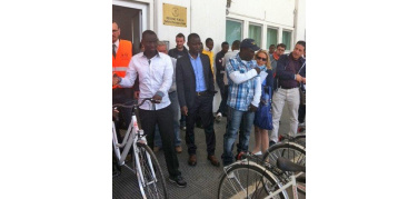 Puglia, la regione offre cento biciclette alle strutture che accolgono i migranti