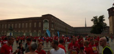 5 e 30: erano mille all'alba, a correre nel centro di Torino | Video