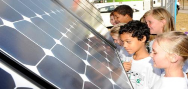 Bari, impianti fotovoltaici nelle scuole: lunedì i sopralluoghi per l’istallazione dei pannelli solari