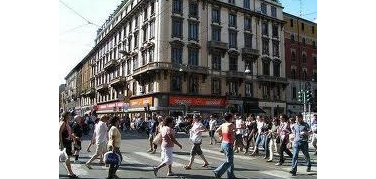 Corso Buenos Aires si affeziona alle domeniche senz’auto