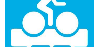 Tremilacinquecento biciclette hanno invaso le strade di Napoli per il Cyclopride Day