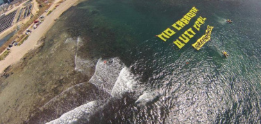 Greenpeace: Enel, una tonnellata di CO2 al secondo. Attivisti in azione a Civitavecchia.
