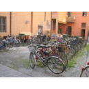 Immagine: Diritto a lasciare la bici in cortile: il Comune scrive agli amministratori di Milano