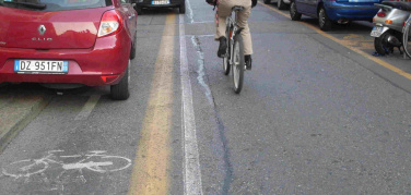 Un ciclista su tre non rispetta il codice della strada