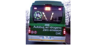Autobus ad idrogeno: i primi tre in servizio a Milano sulla linea 84