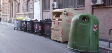 Bari: cercasi bidoni della raccolta differenziata nel centro cittadino