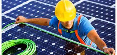 Fotovoltaico: persi 8.000 posti di lavoro e la metà del fatturato nazionale