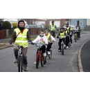 Immagine: Londra, raddoppiata la percentuale di bambini che vanno a scuola in bici