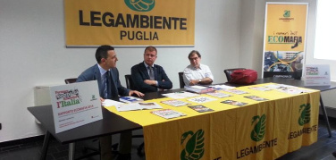 Legambiente presenta Ecomafia 2014. Puglia tra i primi posti per illegalità e ciclo dei rifiuti