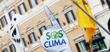 Ambientalisti in presidio a Montecitorio contro l'articolo 38 dello Sblocca Italia