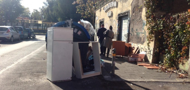 Roma, 120 tonnellate di rifiuti ingombranti e speciali in una sola giornata