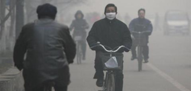Lo smog continua ad assediare il nord della Cina