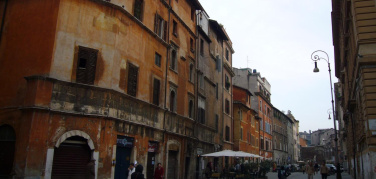 Roma, il Ghetto chiude alle auto