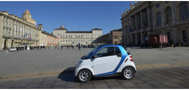 Car2go arriva a Torino. Dall'8 aprile sotto la Mole il car sharing a flusso libero