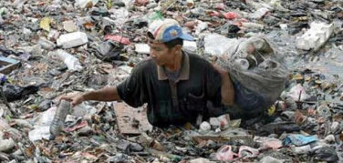 Indonesia, comincia la battaglia contro i sacchetti di plastica